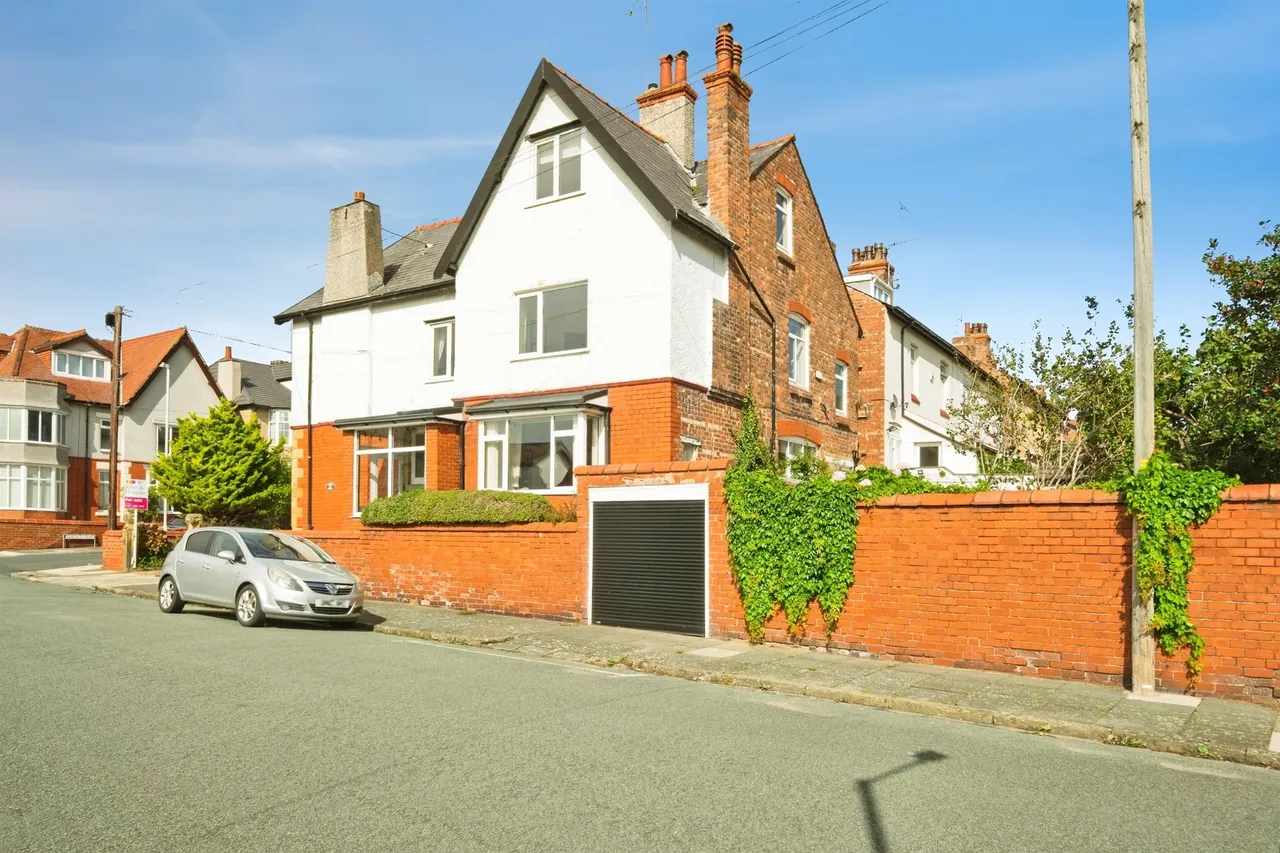 Seafield Drive, WALLASEY, photo 10