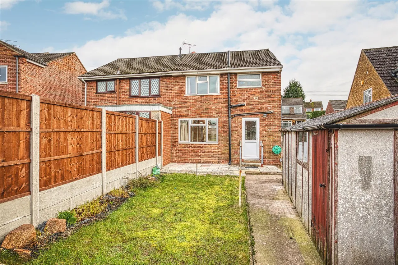 Windermere Crescent, Allestree, photo 4