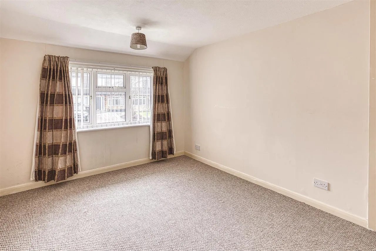 Windermere Crescent, Allestree, photo 9