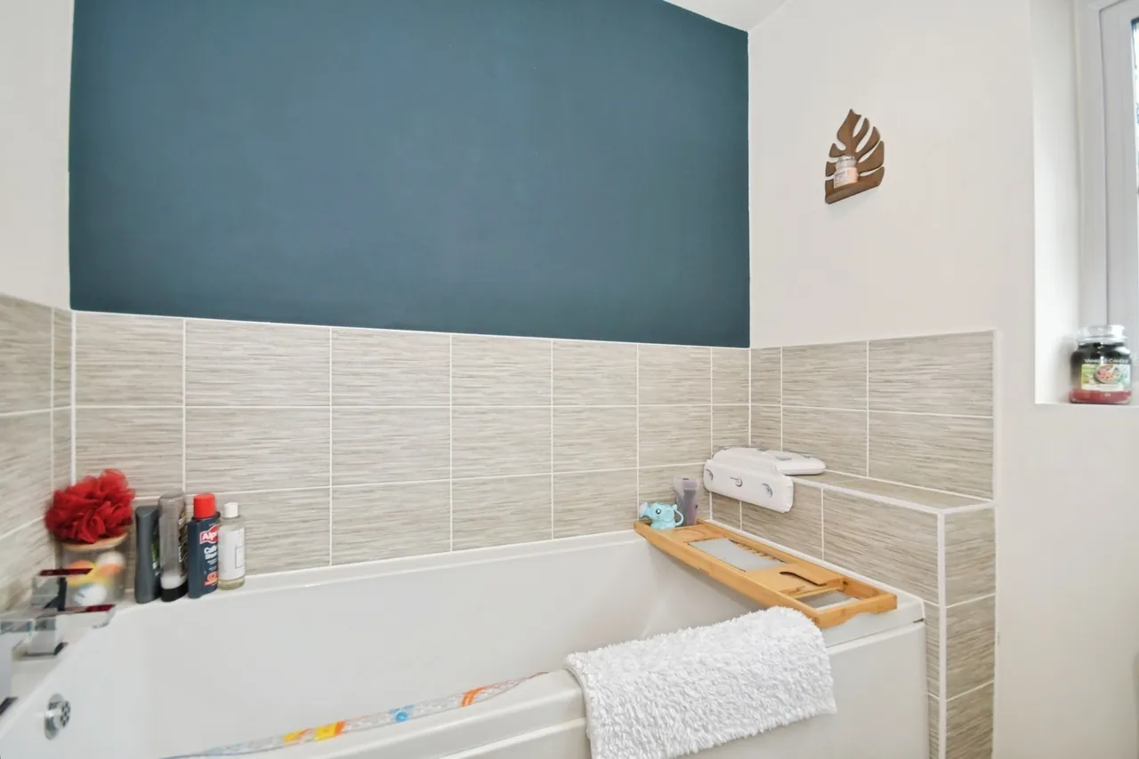 Quartz Drive, Buxton, Derbyshire, SK17, photo 22