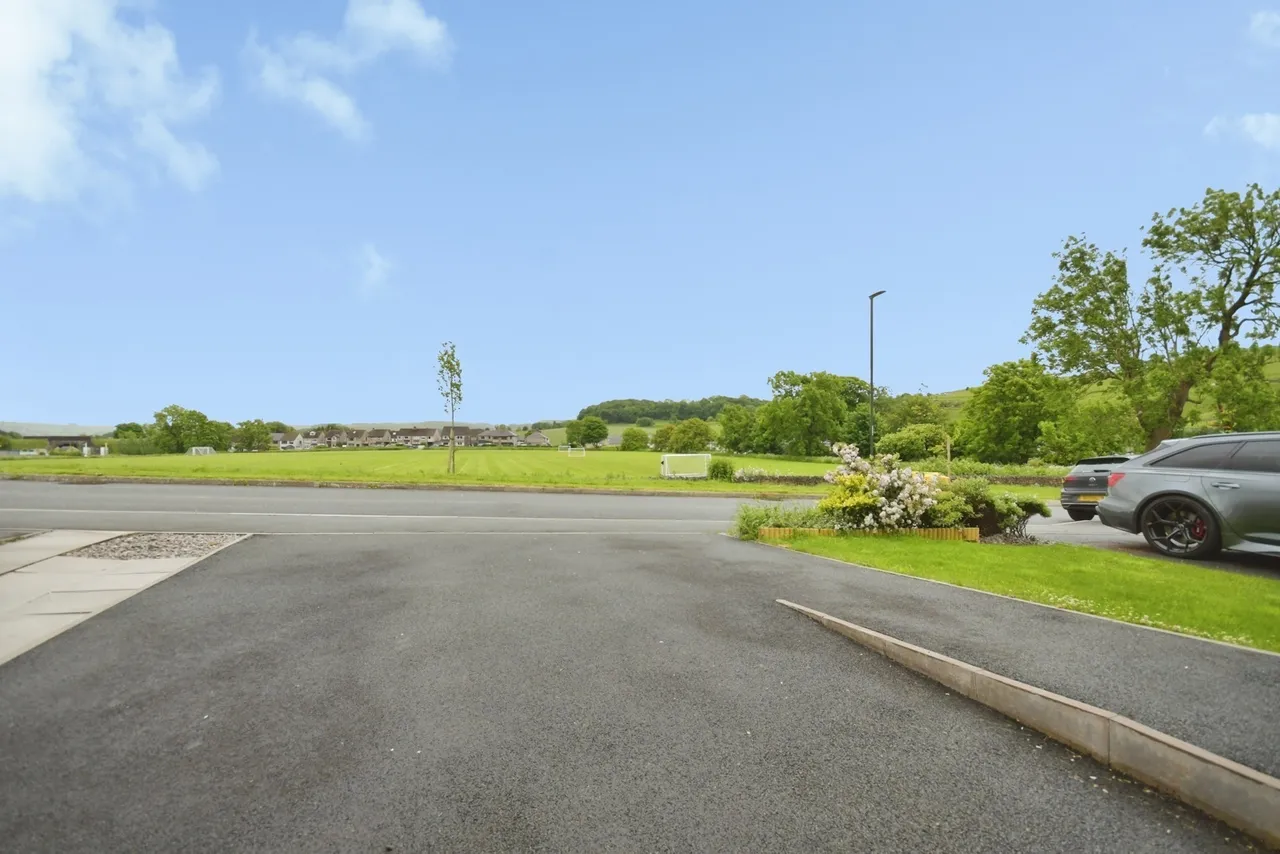 Quartz Drive, Buxton, Derbyshire, SK17, photo 26