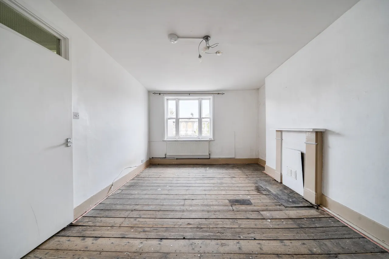 Flat 7, 24 Longridge Road, London, photo 6