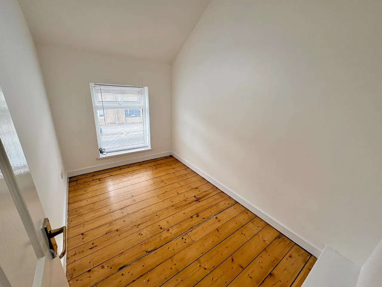 High Street South, Langley Moor, DH7, photo 9