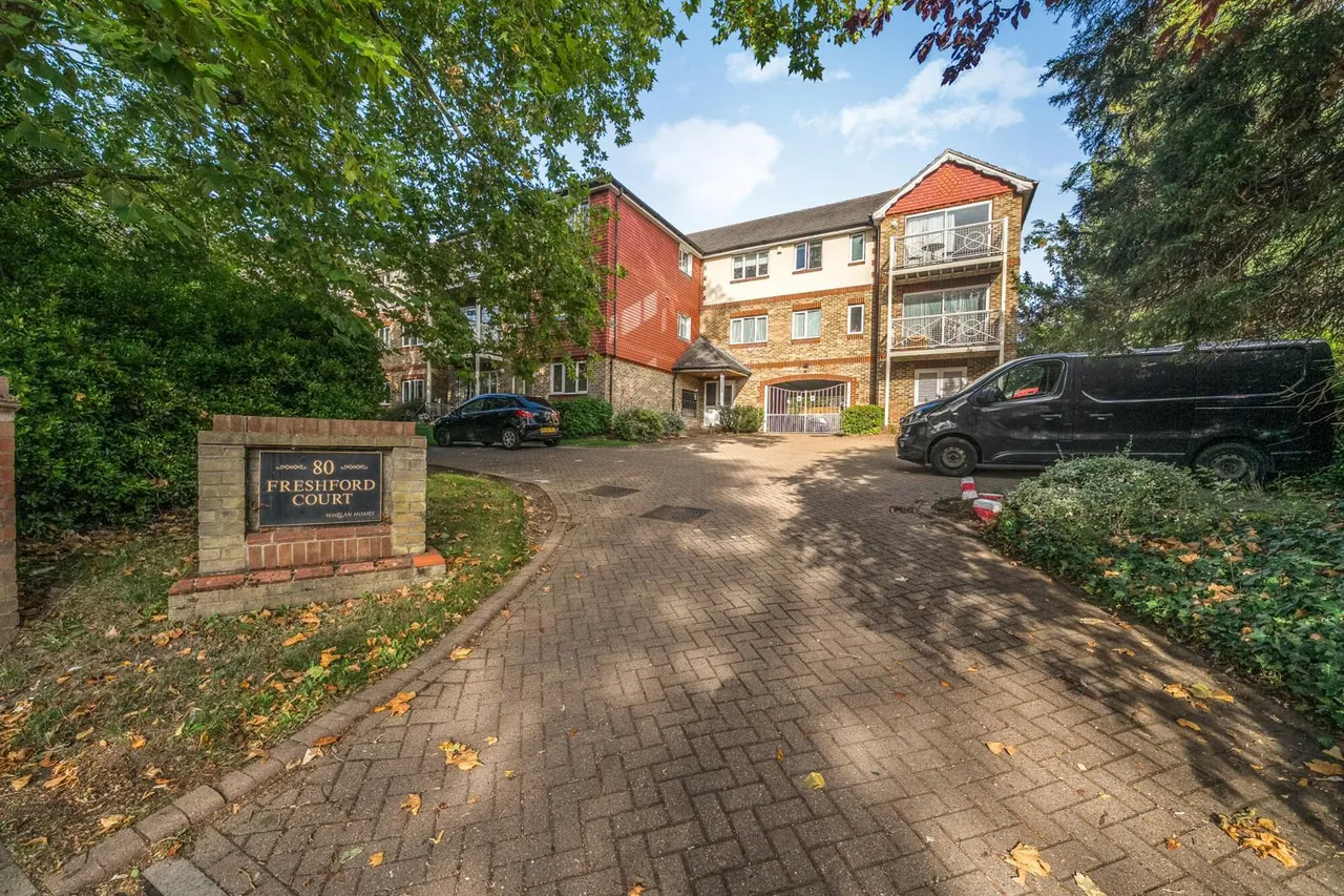 3 bed flat for sale, Westmoreland Road, BR2