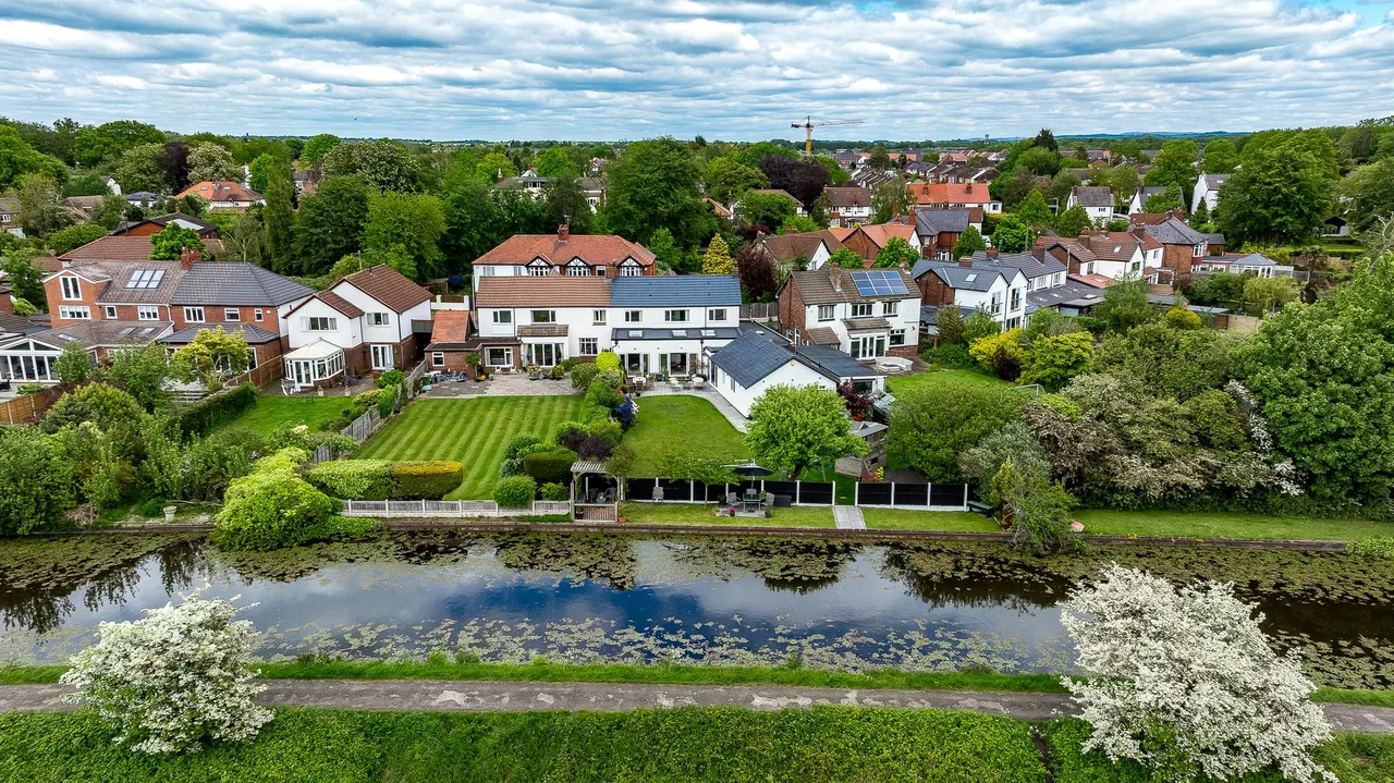 Willow Hey, Maghull, L31, photo 5