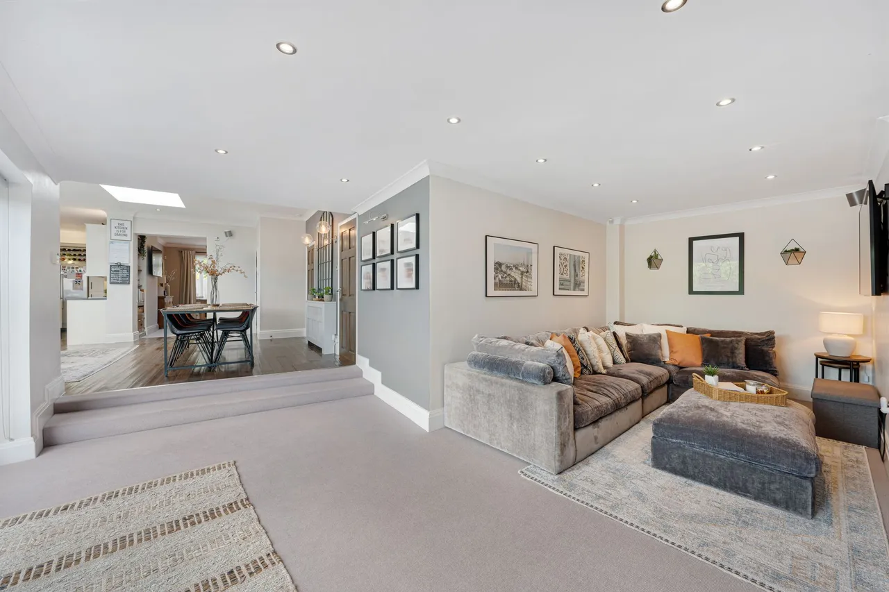 Willow Hey, Maghull, L31, photo 29