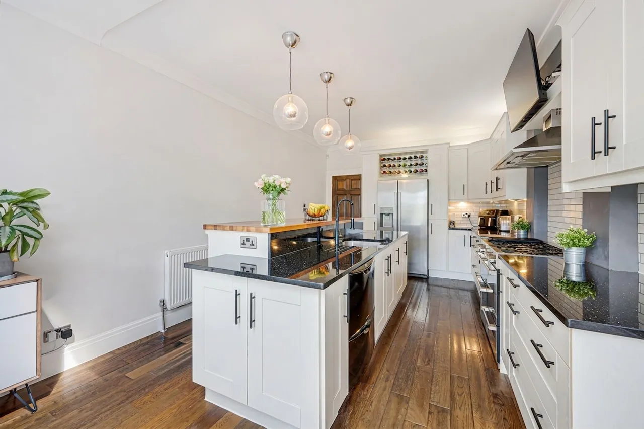 Willow Hey, Maghull, L31, photo 18
