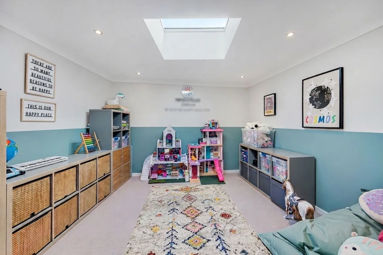 Willow Hey, Maghull, L31, photo 22