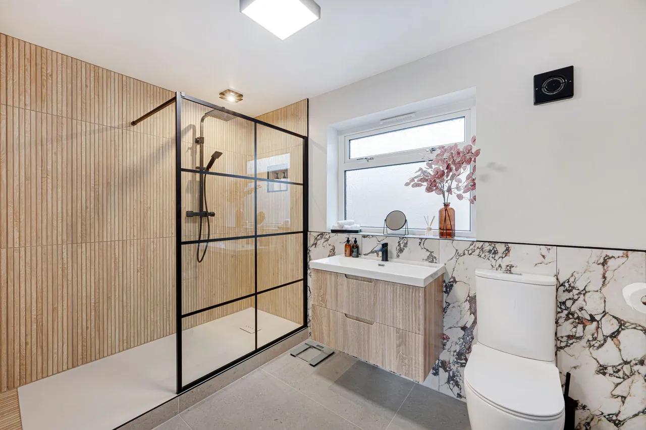 Willow Hey, Maghull, L31, photo 14