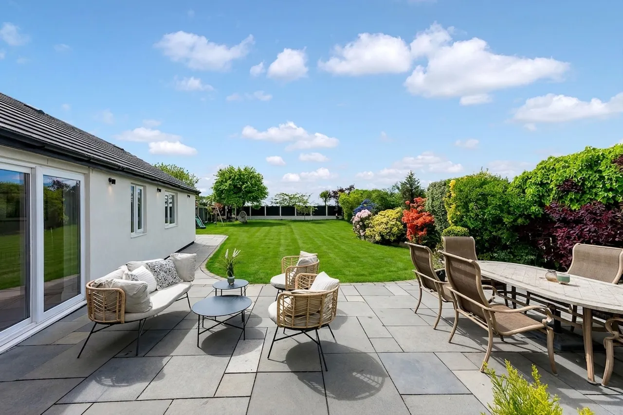 Willow Hey, Maghull, L31, photo 10