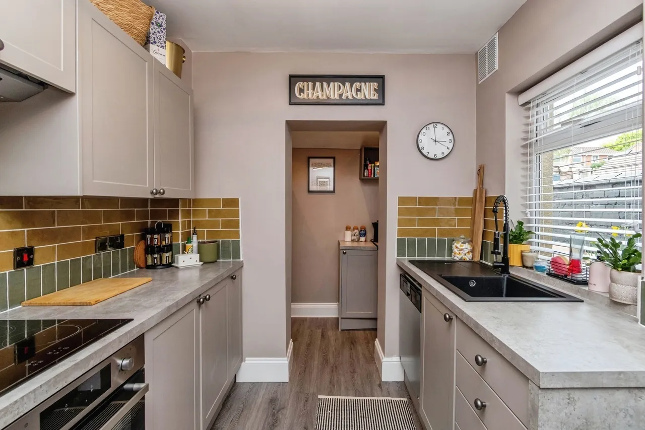 Littleworth Road, Cannock, Staffordshire, WS12, photo 4