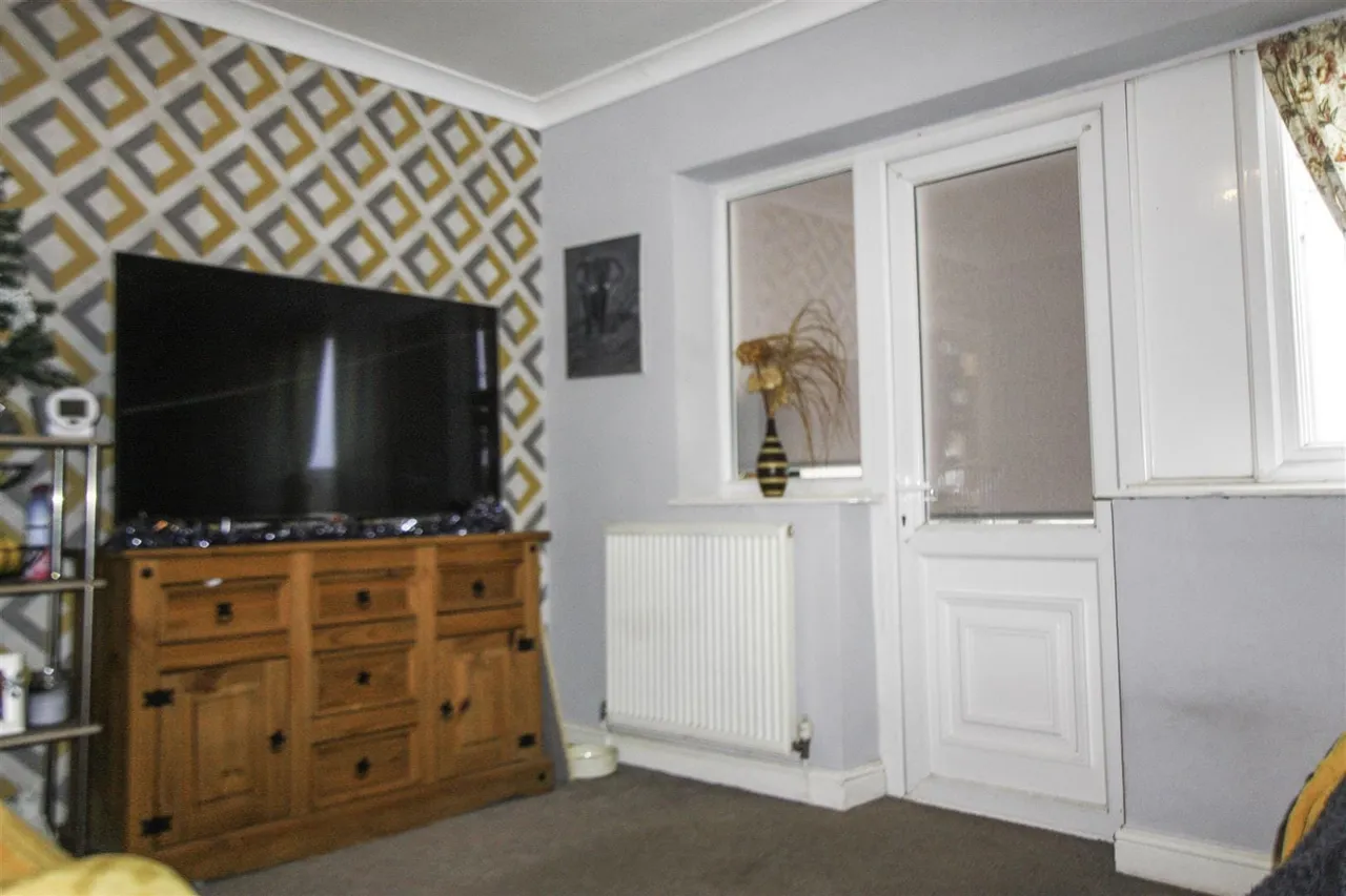 Lon Y Cyll, Pensarn, Conwy, LL22 7RP, photo 3
