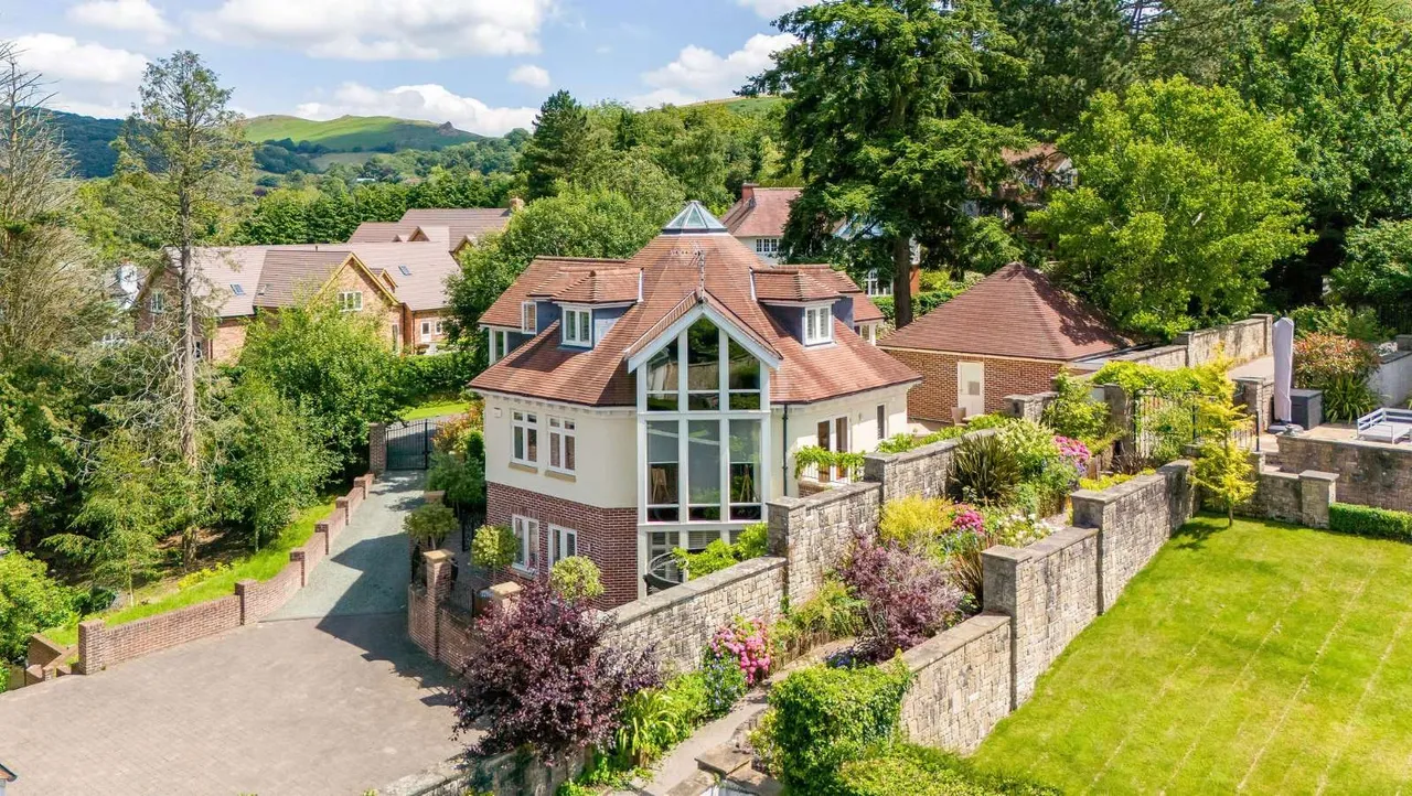 4 bed house for sale, Clive Avenue, Church Stretton, SY6