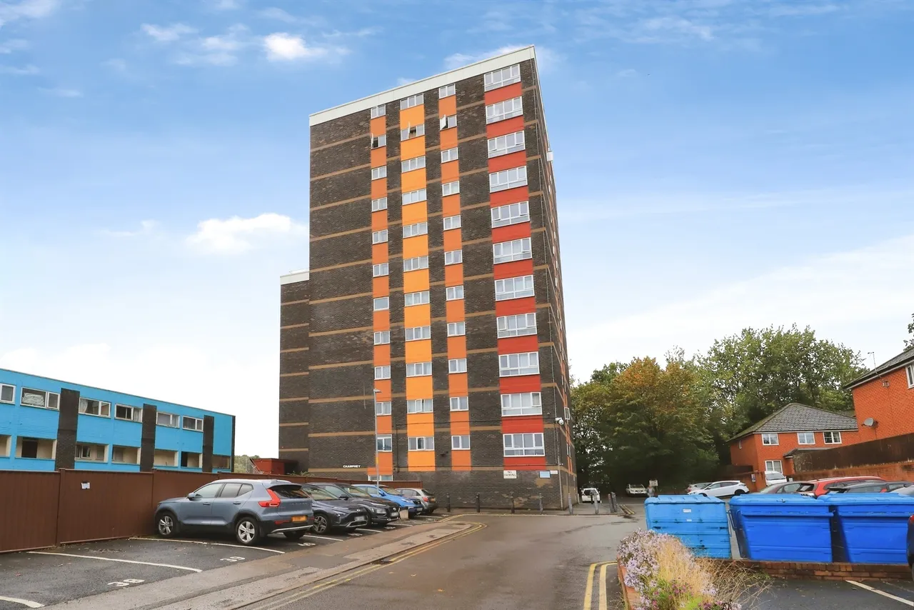 2 bed flat for sale, St. Cecilia Close, Kidderminster, DY10