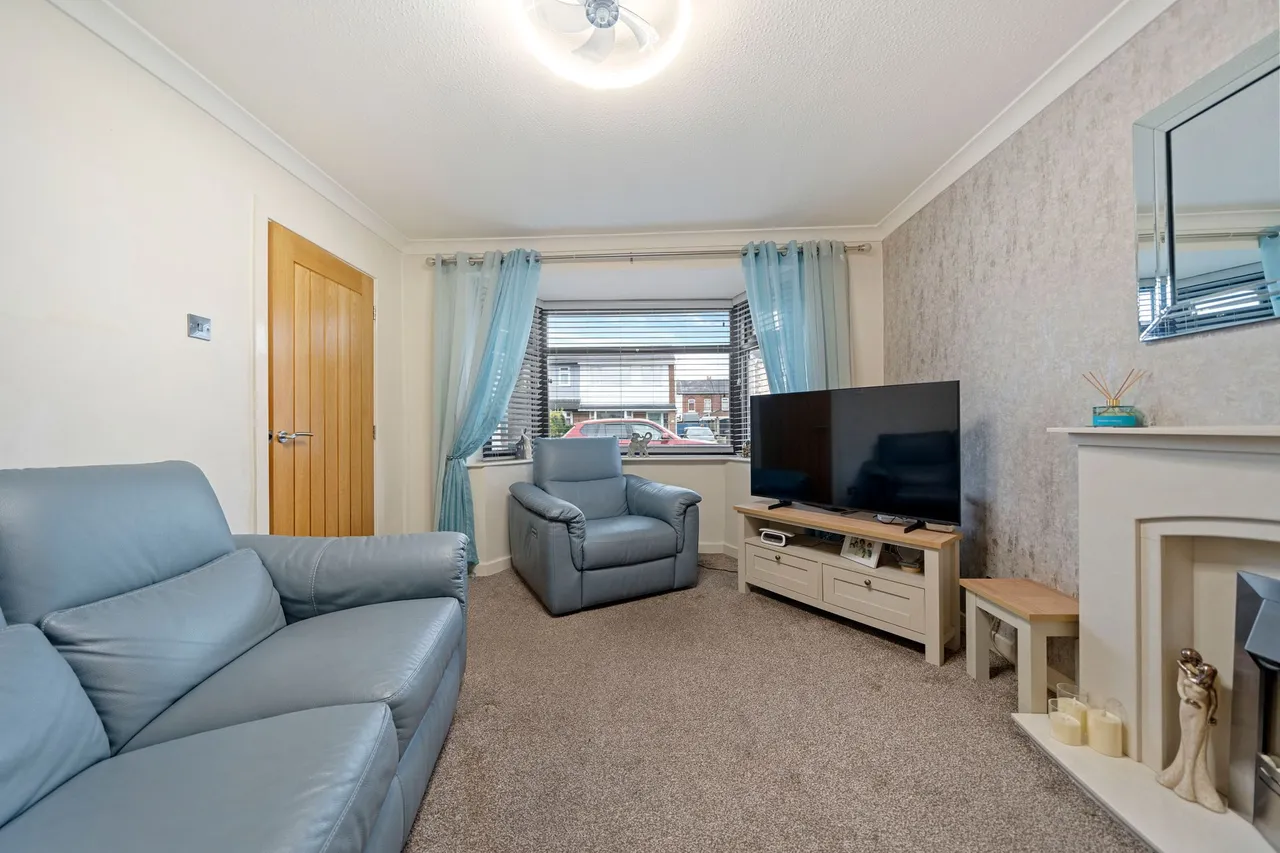 Greenbank, Abram, Wigan, WN2 5XU, photo 2