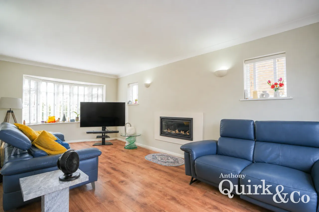 Dewyk Road, Canvey Island, SS8, photo 5
