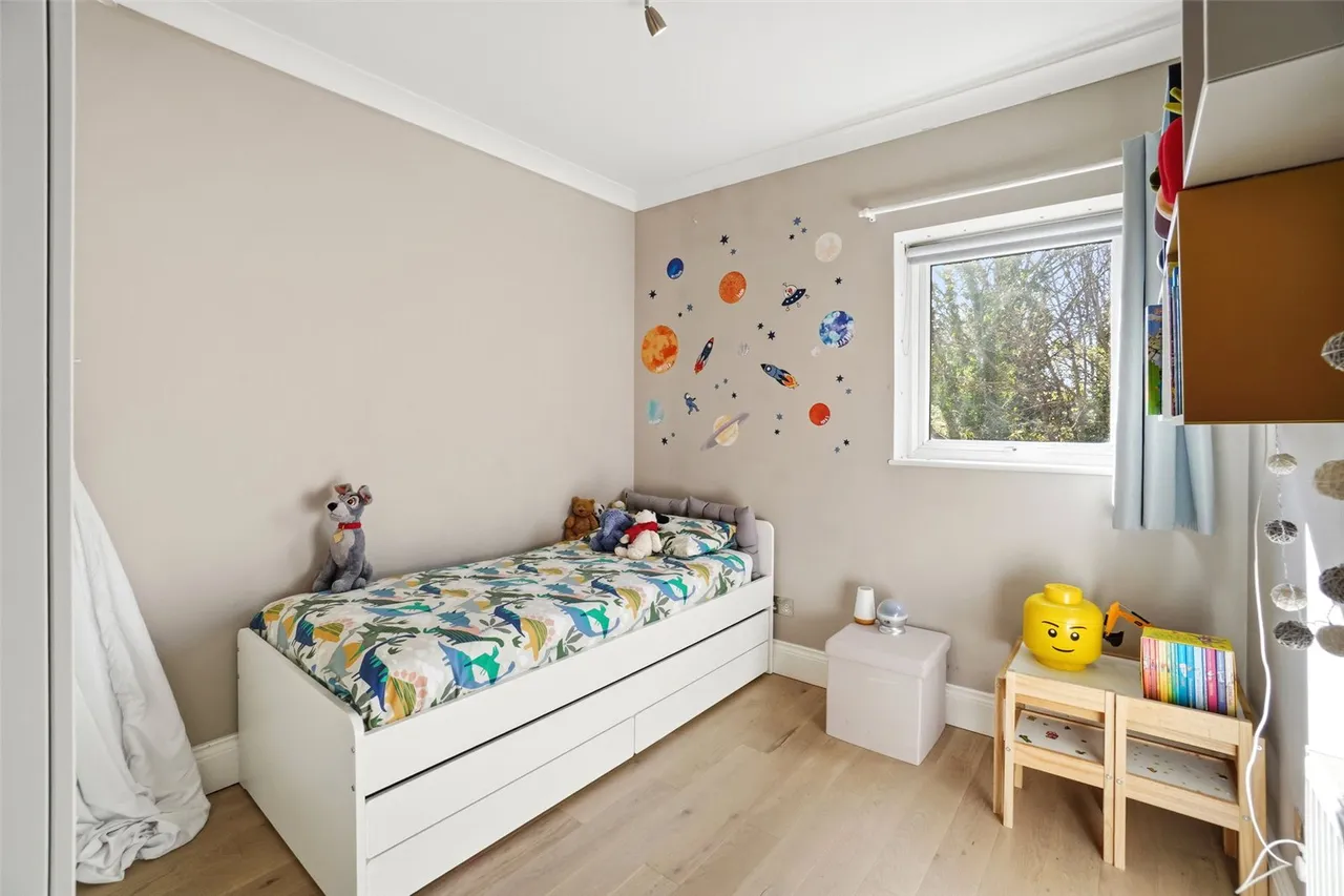 Warwick Road, Hampton Wick, KT1 4DW, photo 6