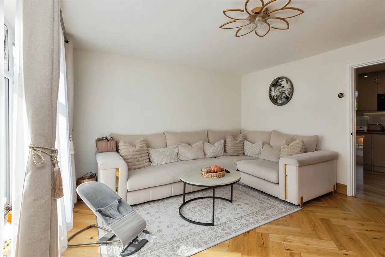 Omega Court, Leighton Buzzard, LU7, photo 2