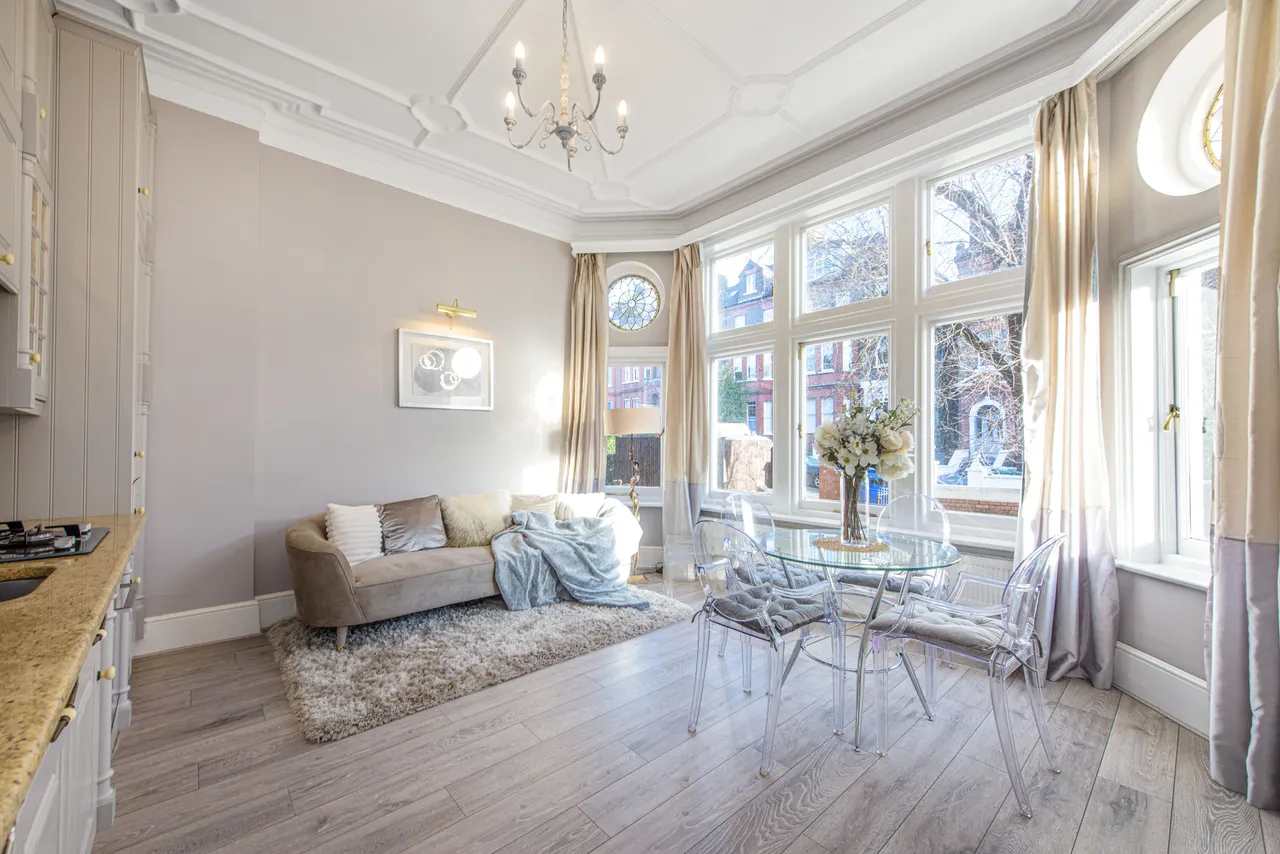 Flat 4, 19 Frognal, London, photo 3