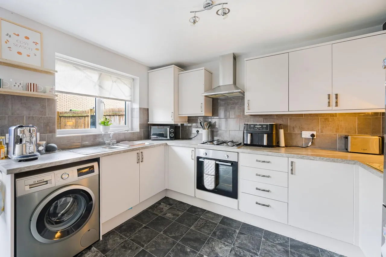 Churchill Avenue, Skegness, PE25, photo 5