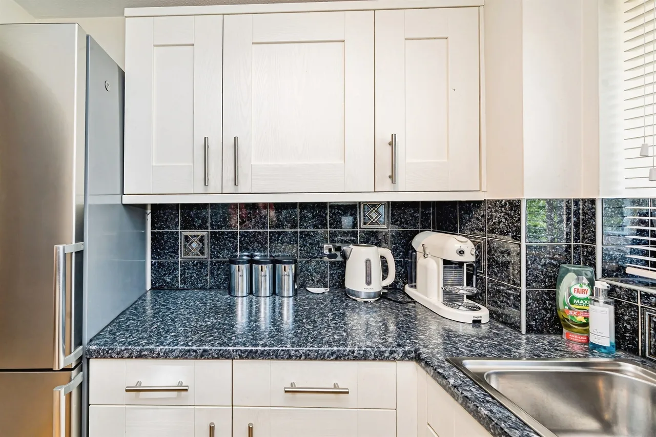 Walpole Road, Slough, SL1, photo 3