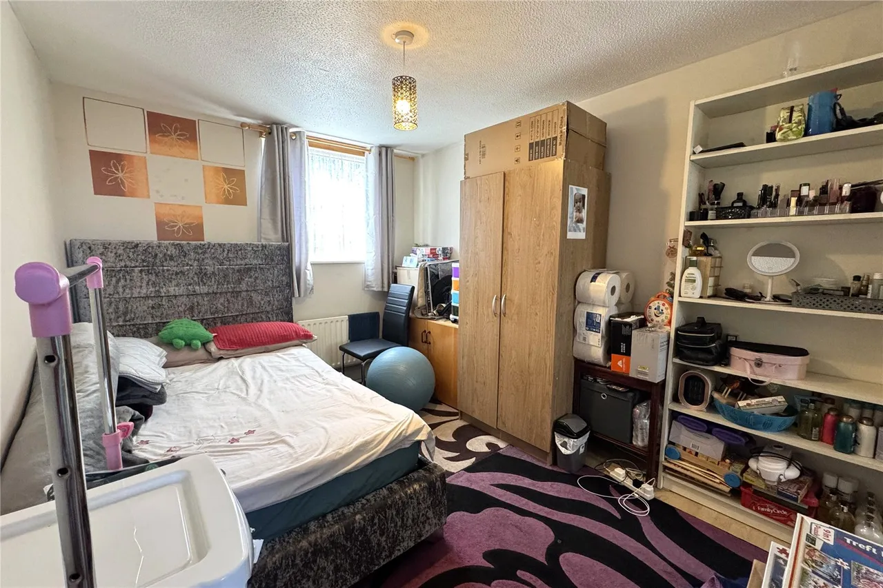 Ballantyne Road, Farnborough, Hampshire, GU14 8SN, photo 9