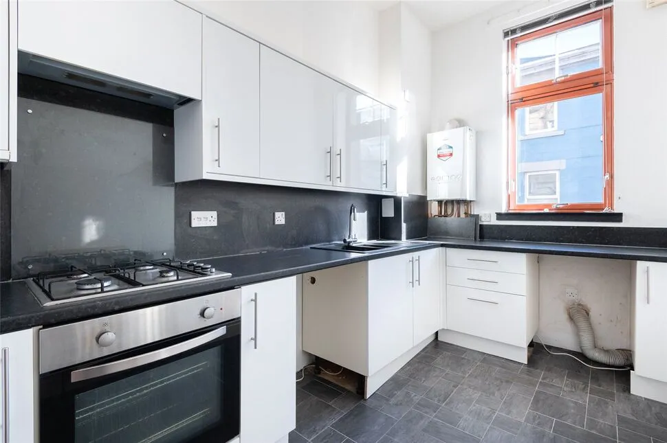 Kirkside Court, Leven, KY8, photo 12