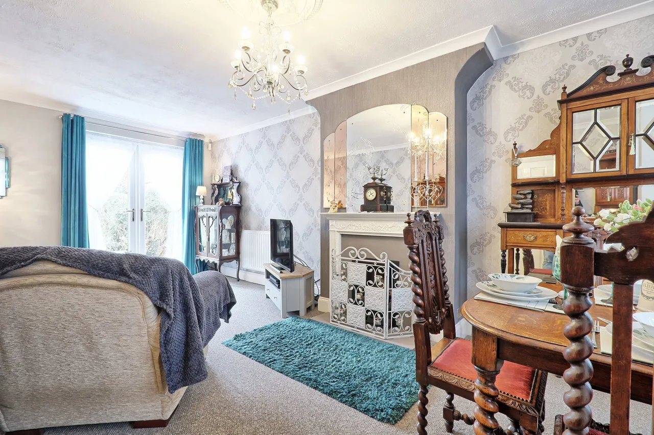 Laburnum Walk, Hornchurch, RM12, photo 8