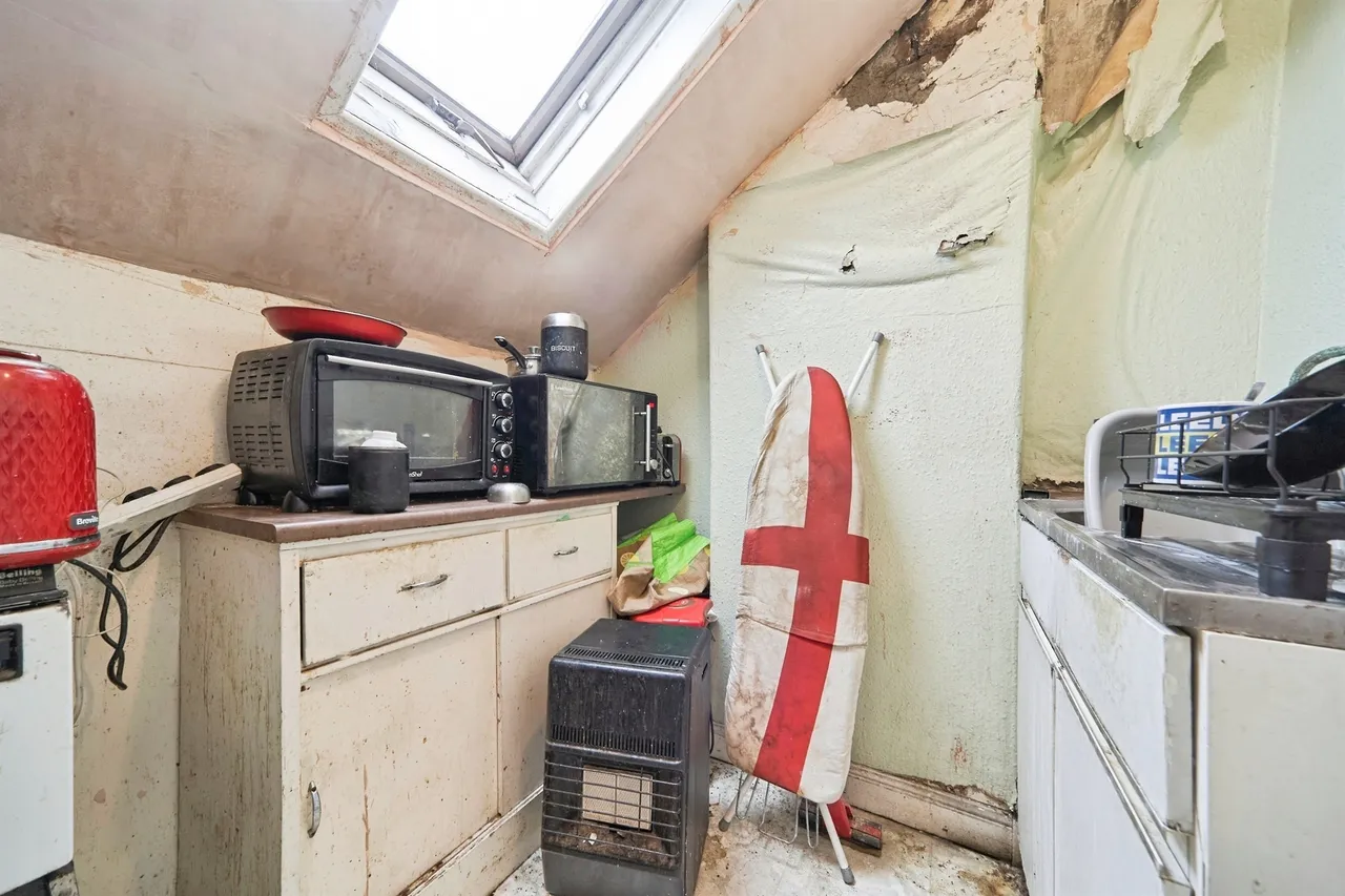Carr Lane, Shipley, photo 12