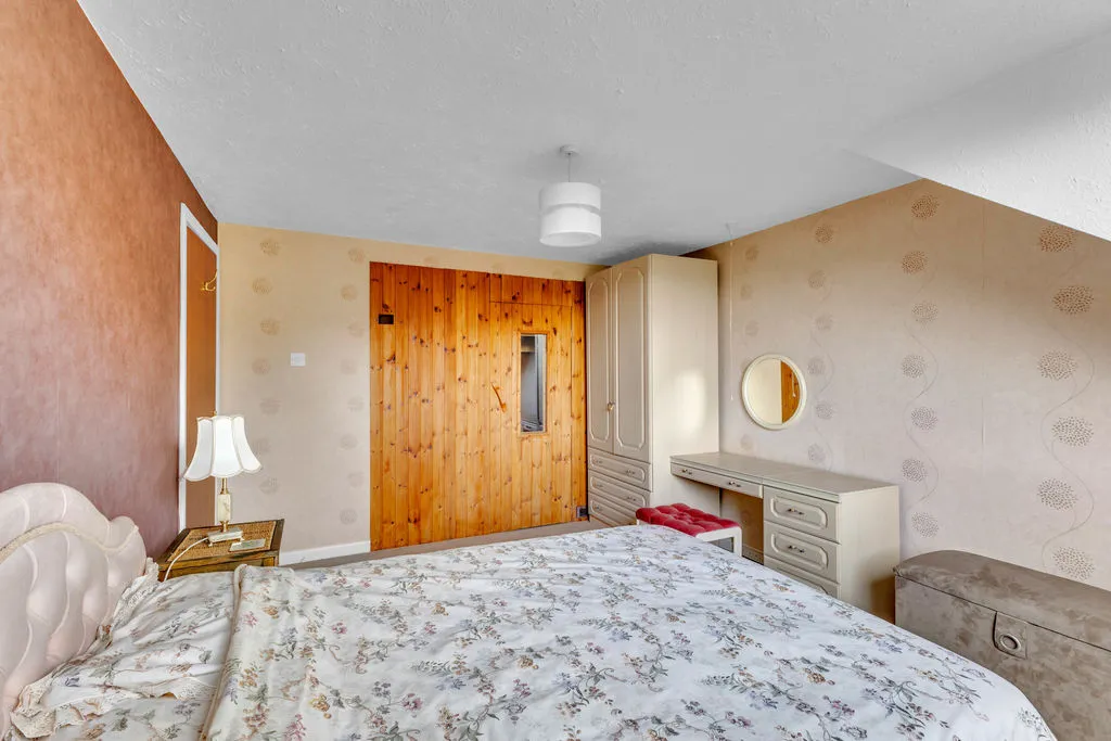 Longacres Drive Whitworth, Rochdale OL12 8JT, photo 17