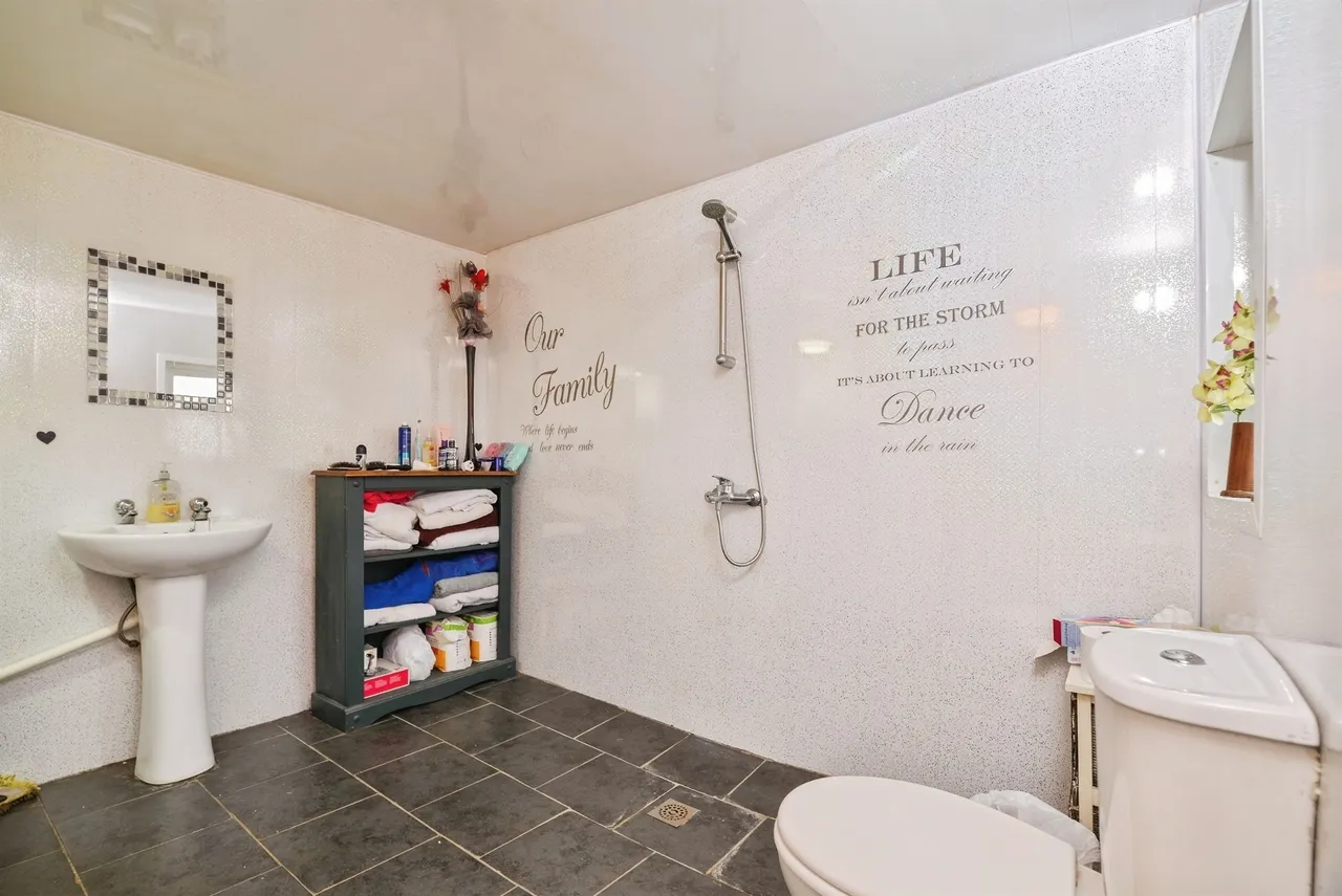 Commondale Avenue, Stockton-On-Tees, photo 12