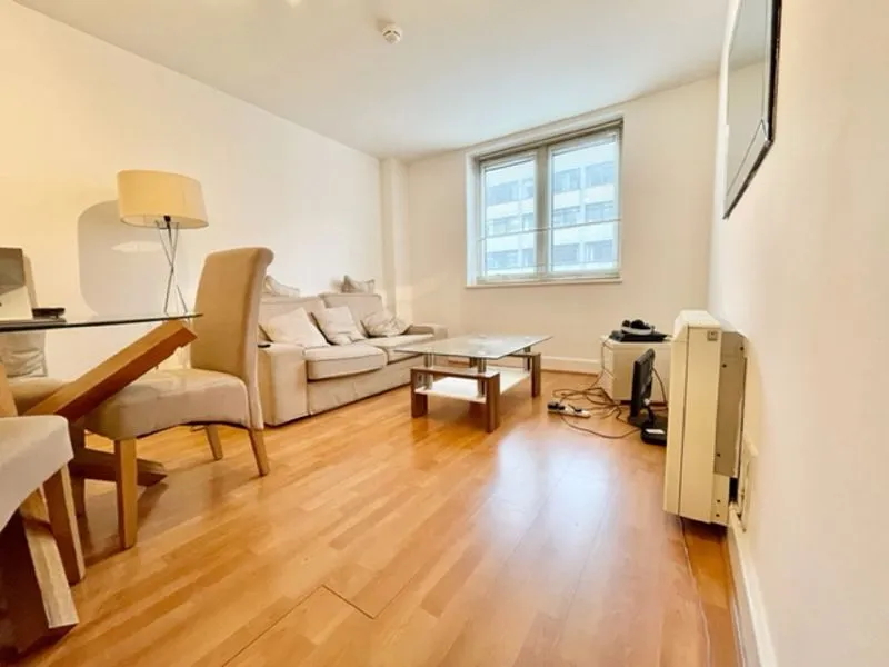 Commercial Road, London E1 1NY, photo 2