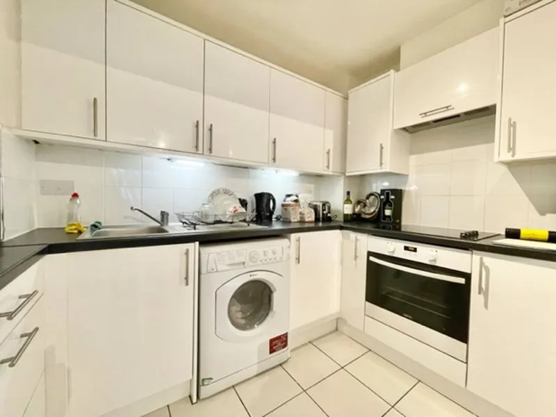 Commercial Road, London E1 1NY, photo 4