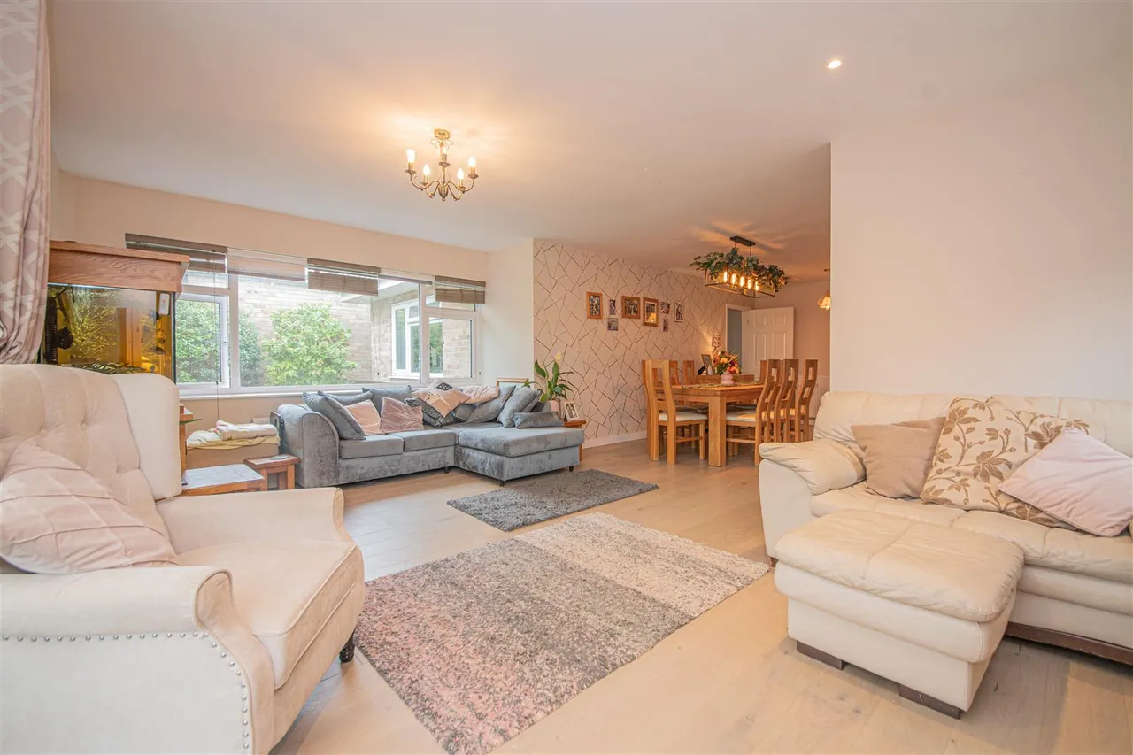 Oakgrove Gardens, Bishopstoke, Eastleigh, Hampshire, SO50 6LZ, photo 5