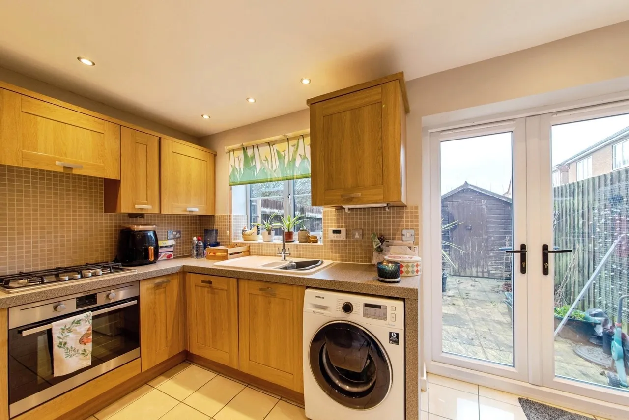 Jubilee Close, Cherry Willingham, LN3, photo 3