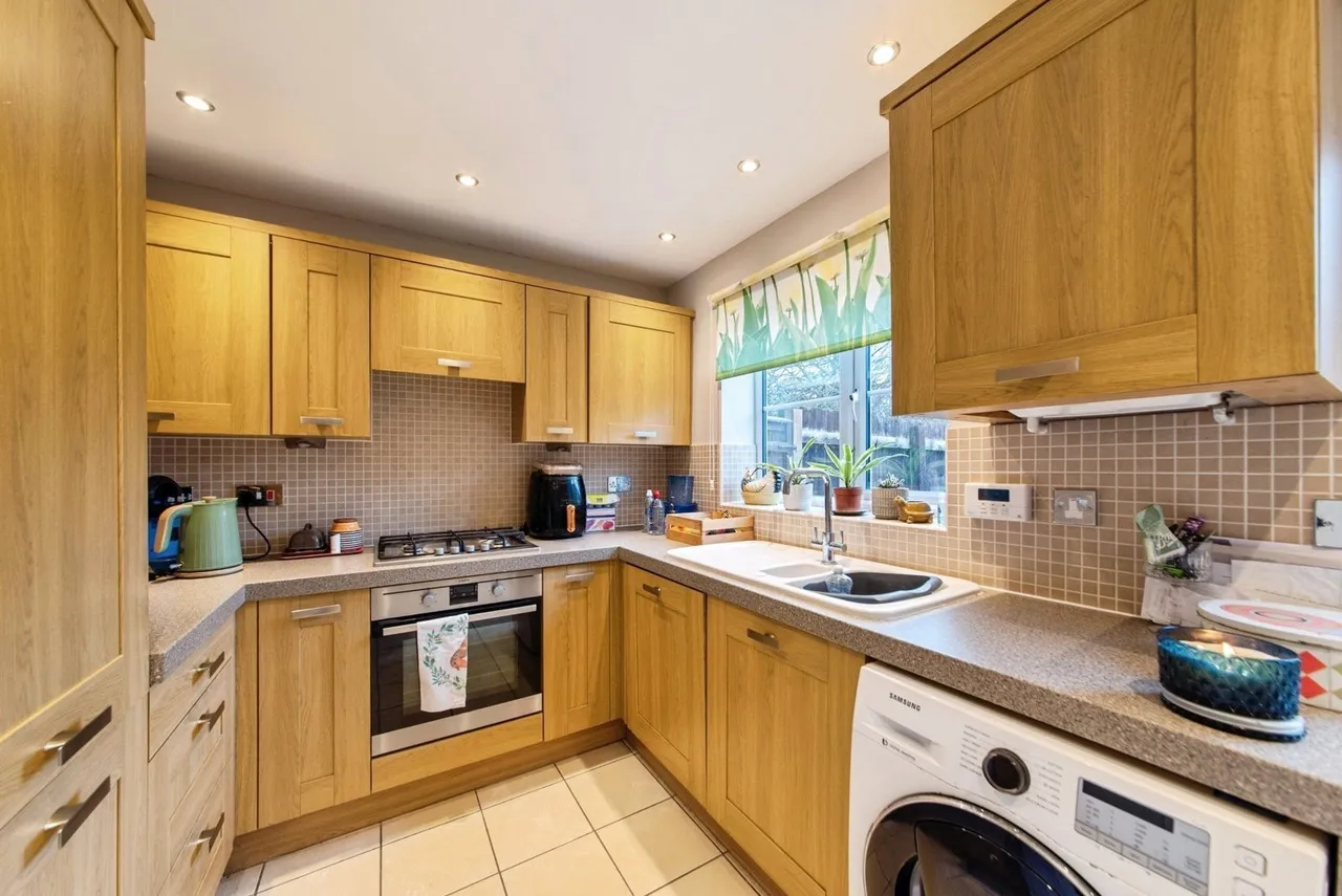 Jubilee Close, Cherry Willingham, LN3, photo 2
