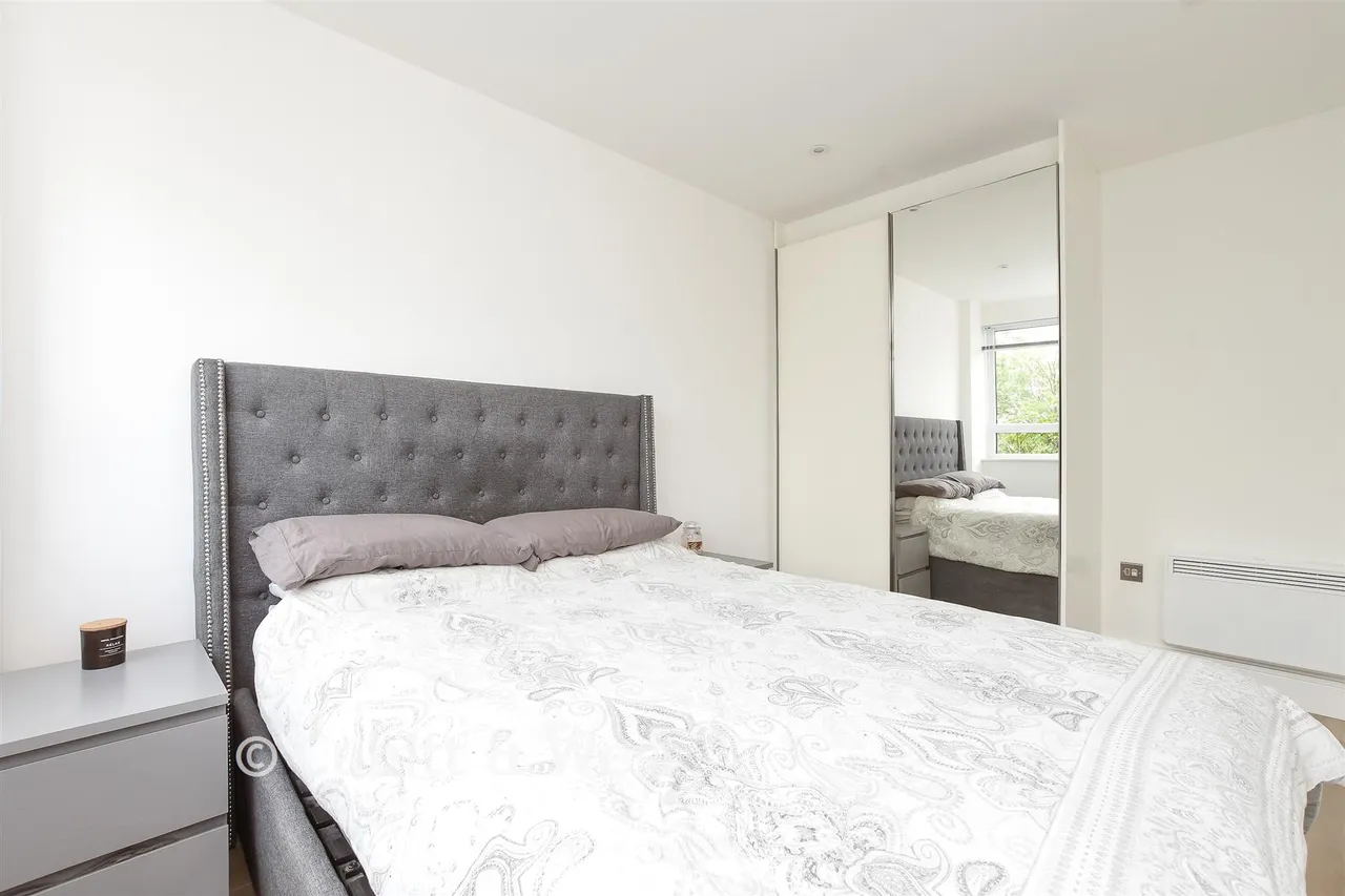 Wood Street, East Grinstead, RH19, photo 4