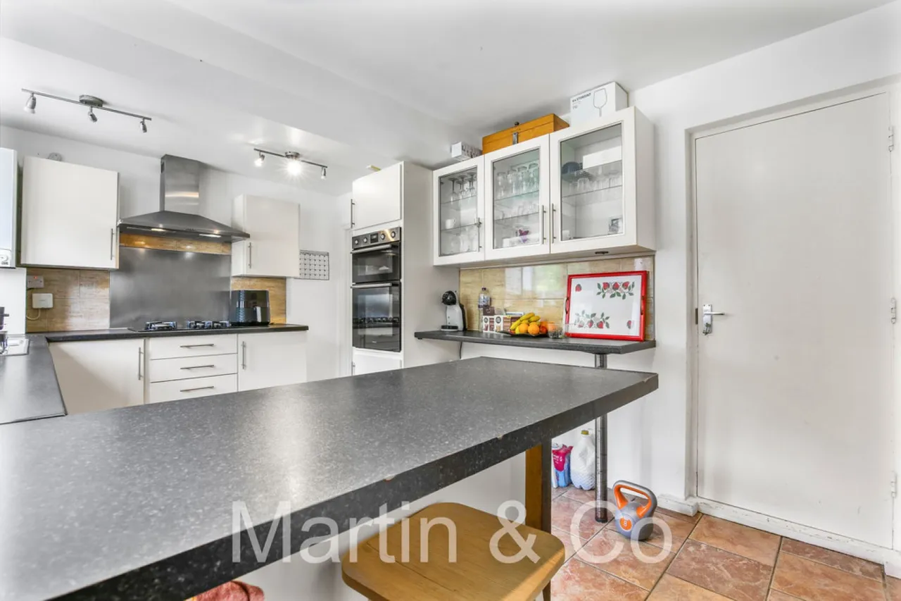 Byron Road, Selsdon, Surrey, photo 8