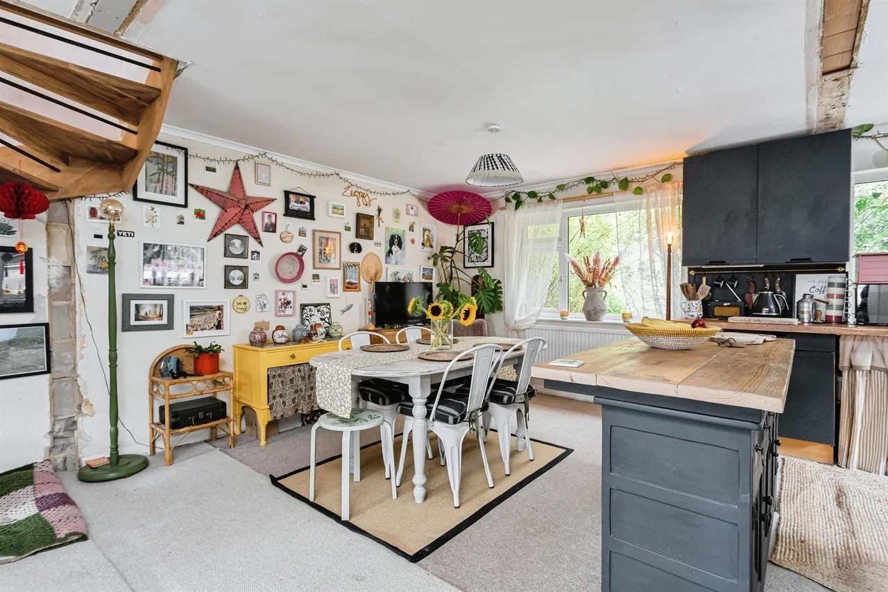 Adur Road, Burgess Hill, photo 4