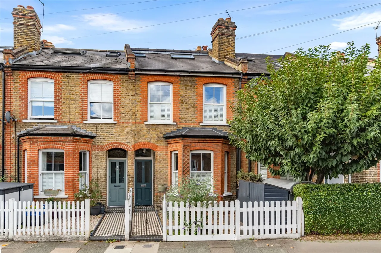 4 bed house for sale, May Road, Twickenham, TW2