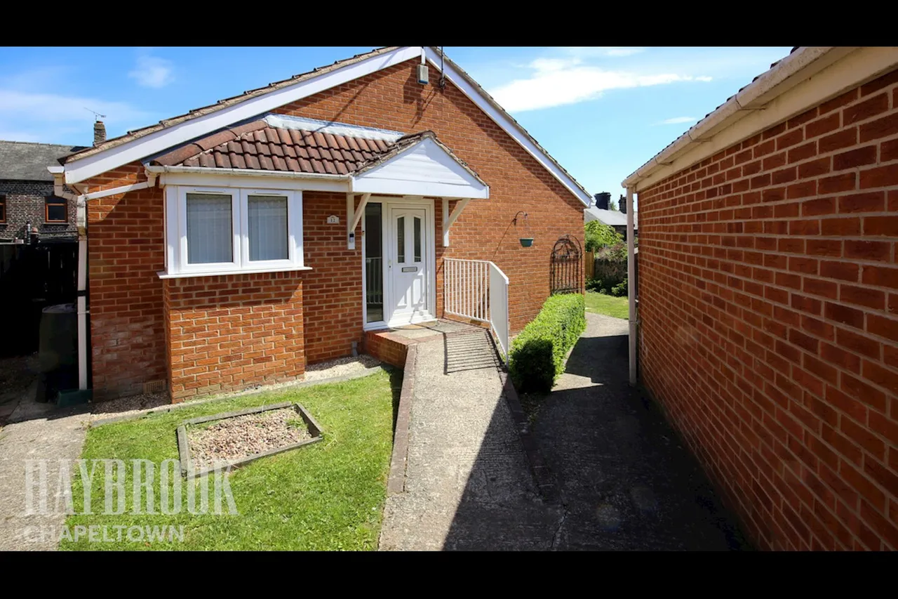 Caldbeck Grove, High Green, photo 19