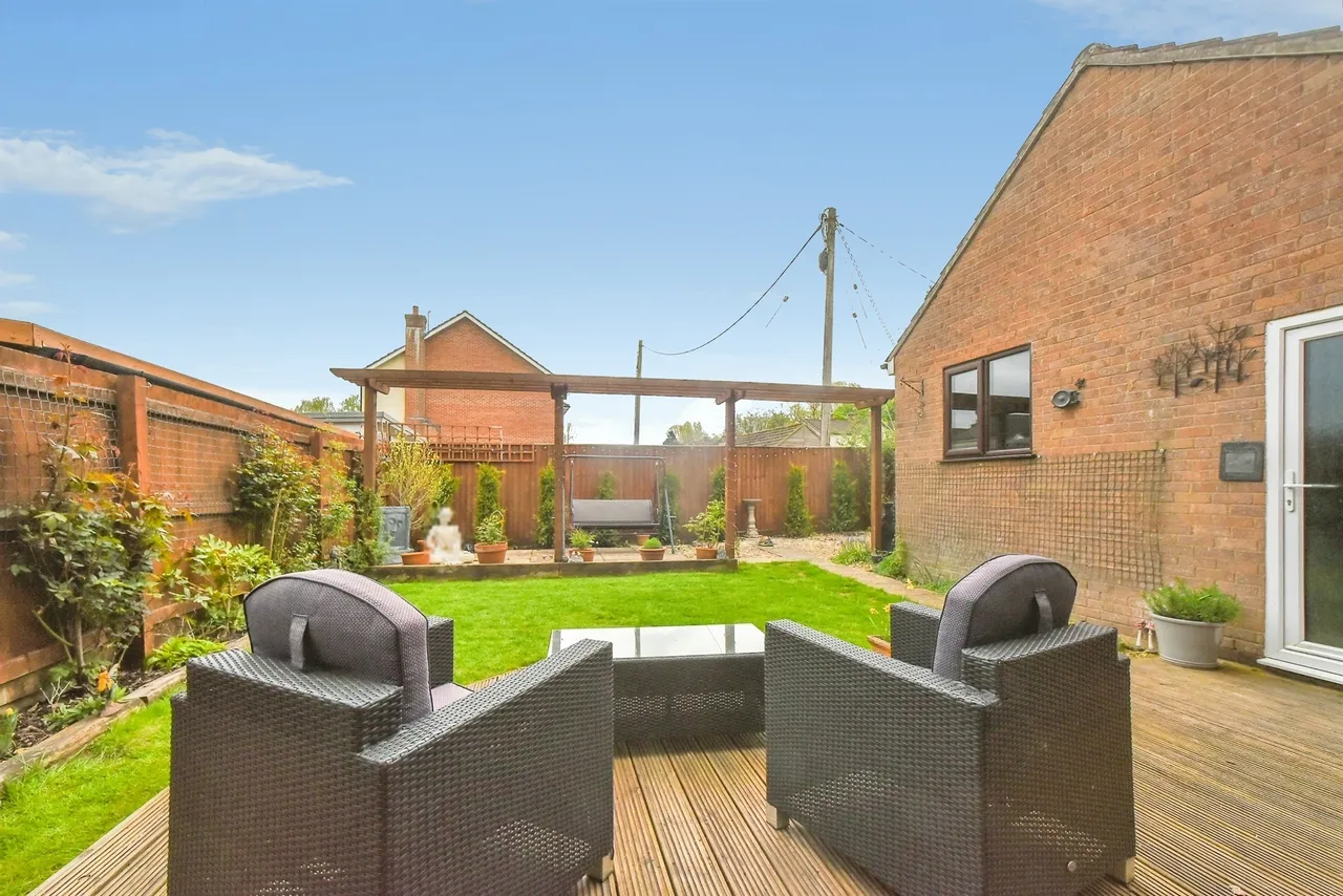 Fir Grove, Calne, SN11, photo 13