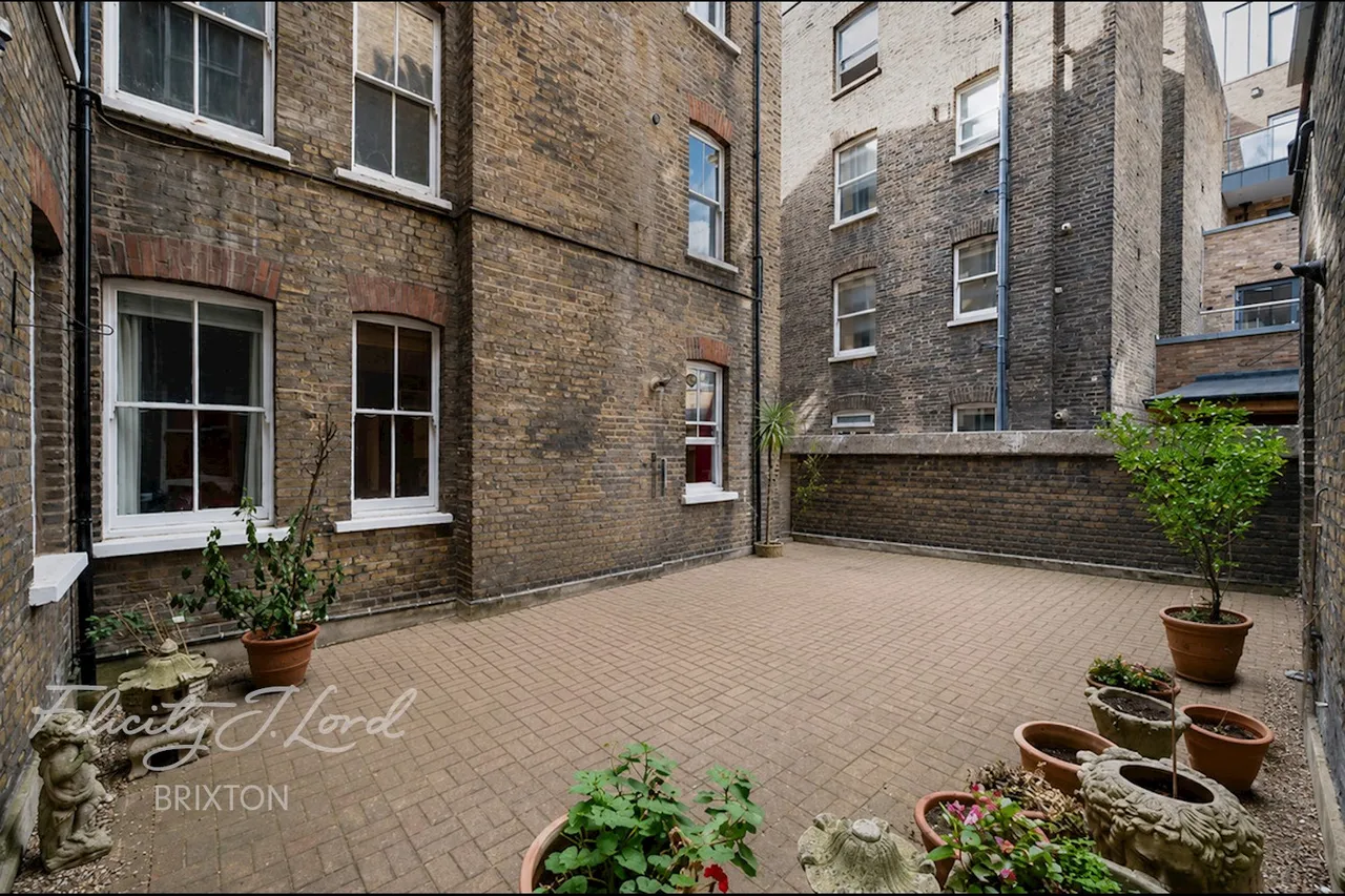 Rushcroft Road, London, photo 9