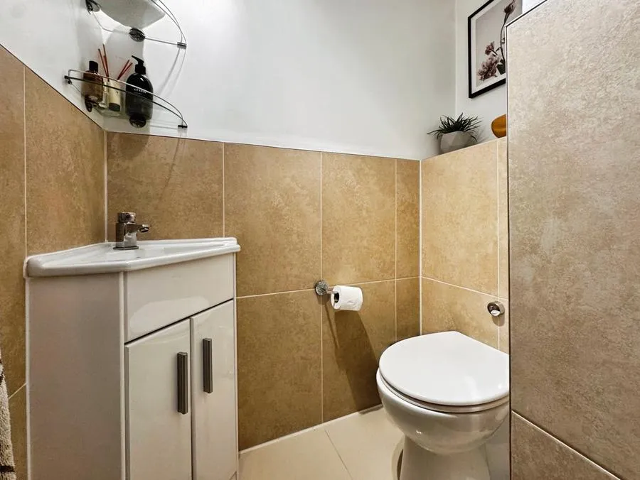 Owlsmoor Road, Owlsmoor, GU47, photo 8