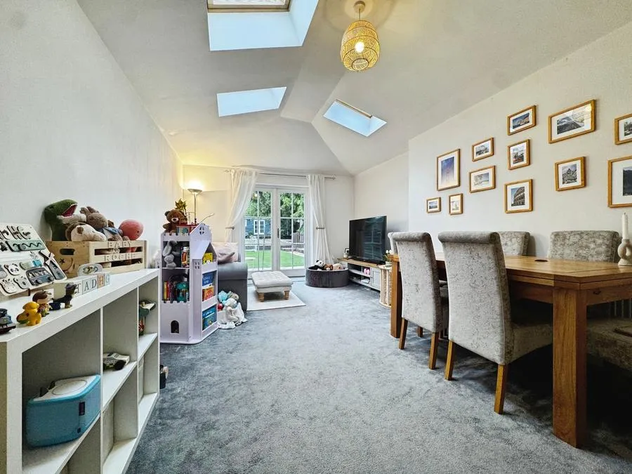 Owlsmoor Road, Owlsmoor, GU47, photo 4