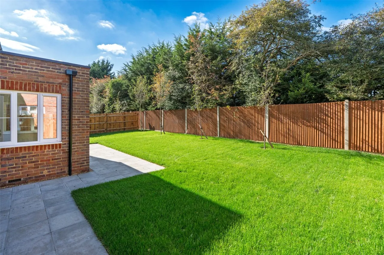 Angmering, BN16, photo 5