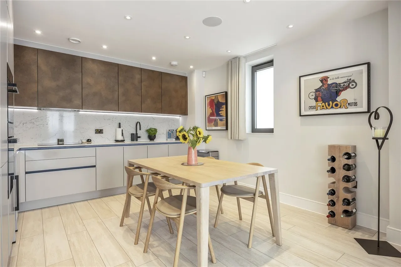 Parabola Road, Cheltenham, GL50, photo 6