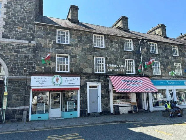 flat for sale, Eldon Square, Dolgellau
