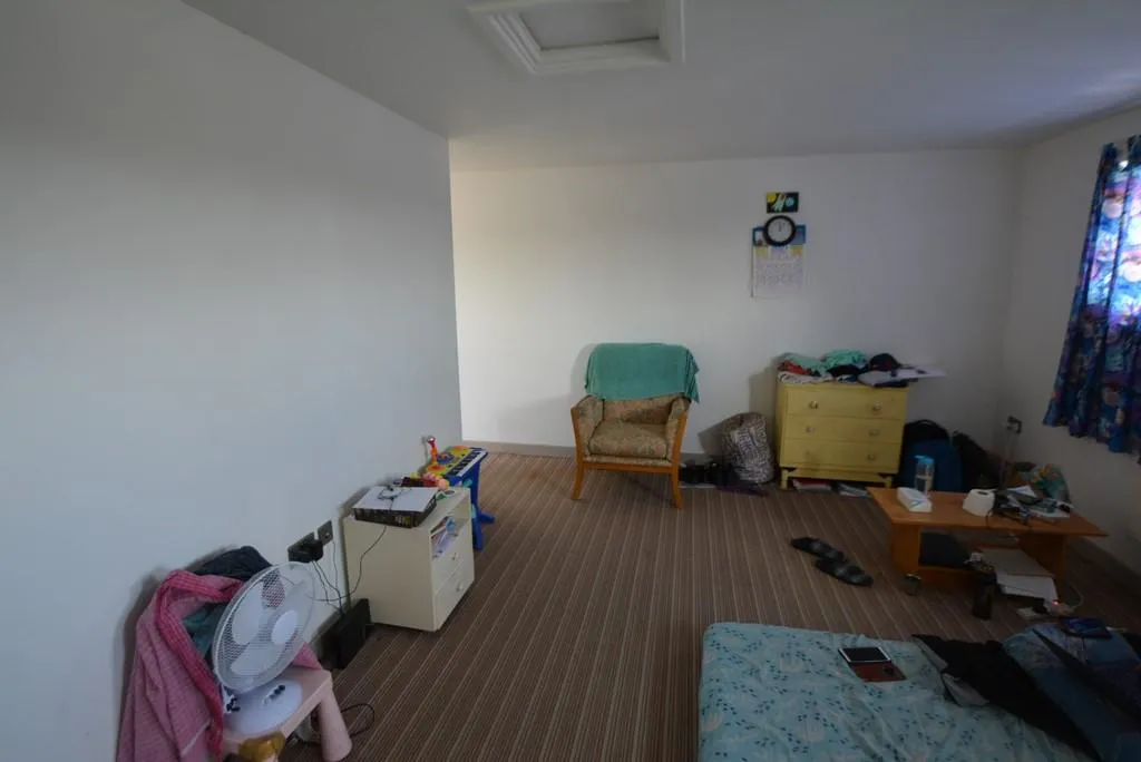 Misterton Court, Orton Goldhay, PE2, photo 7