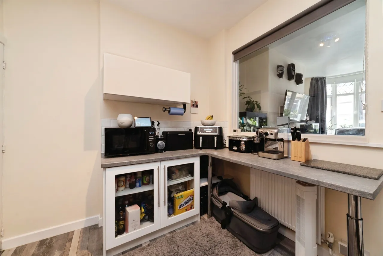Jesmond Gardens, Hull, HU9, photo 4